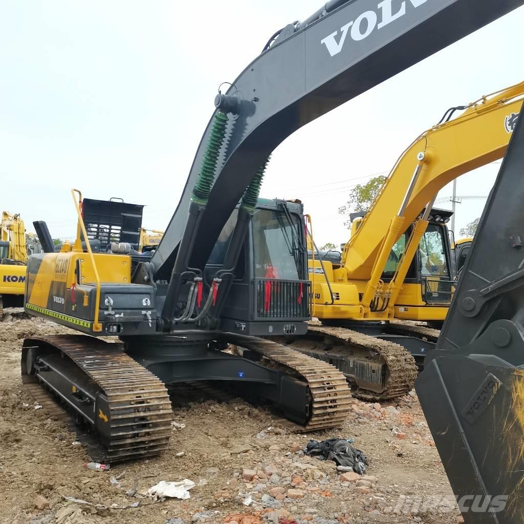 Volvo EC 240 Kāpurķēžu ekskavatori