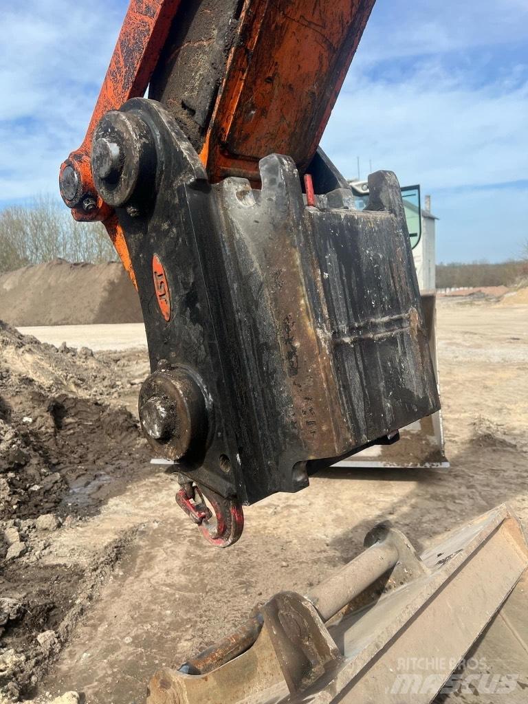 Doosan DX 180 LC-3 Kāpurķēžu ekskavatori