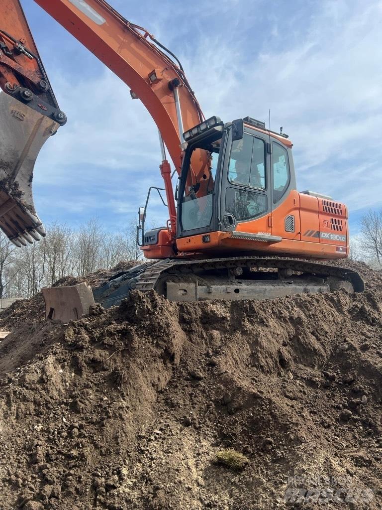 Doosan DX 180 LC-3 Kāpurķēžu ekskavatori