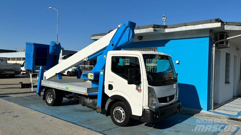 Socage T320 Pacēlāji uz automašīnas bāzes