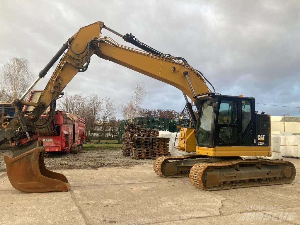 CAT 325 F LCR Kāpurķēžu ekskavatori