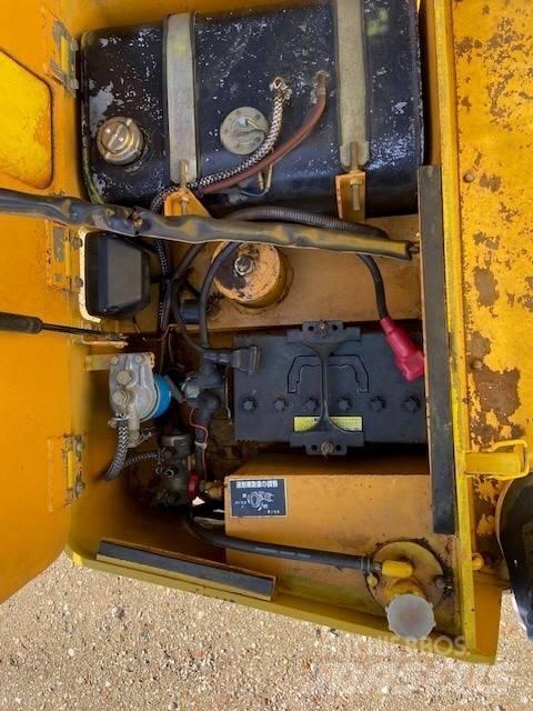 Sakai TS 160 Pneimatiskie veltņi