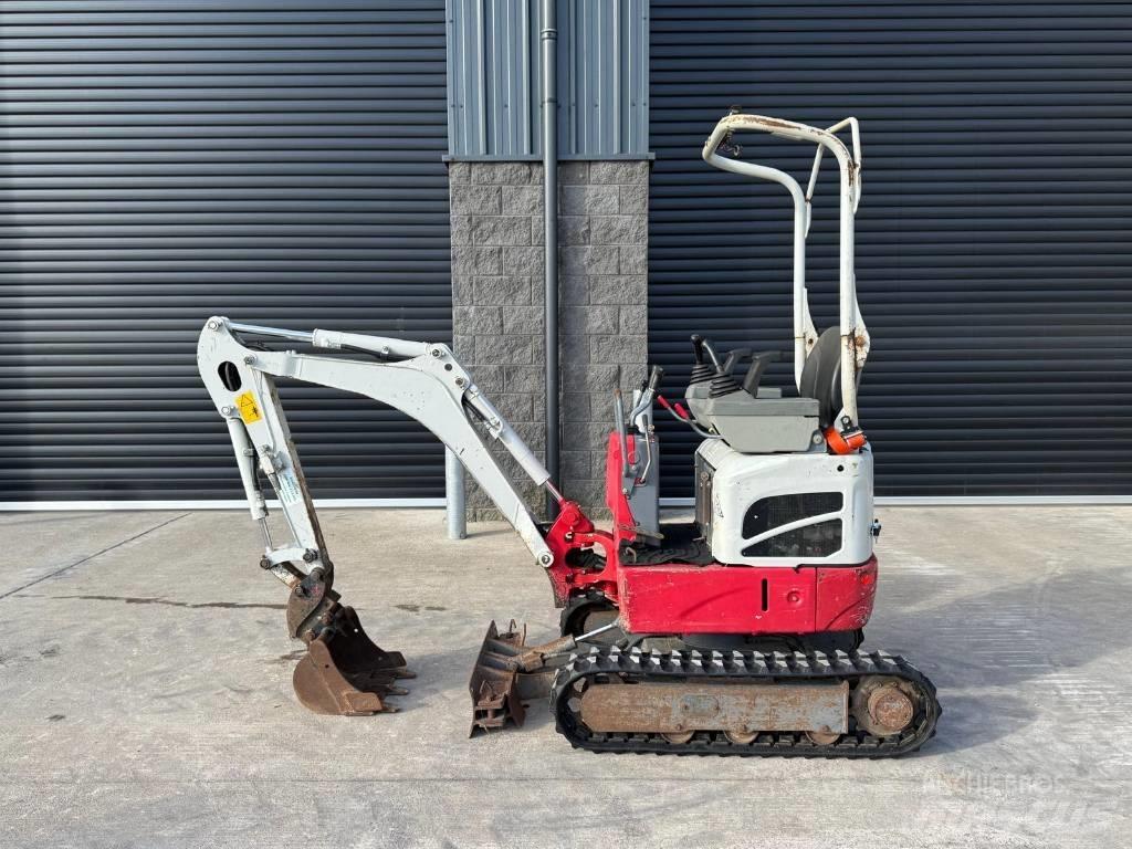 Takeuchi TB 210 R Mini ekskavatori < 7 t