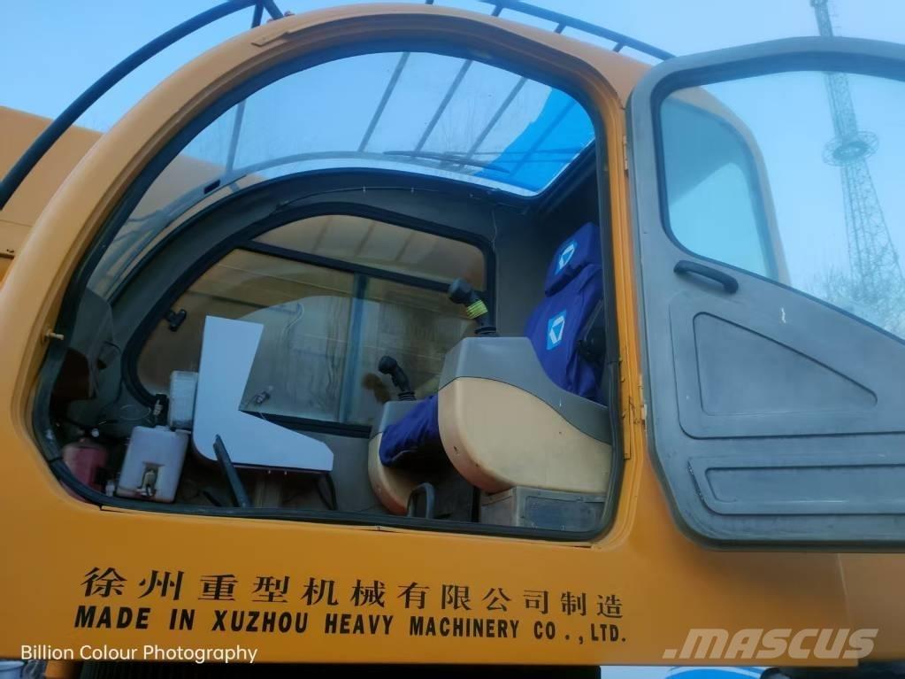 XCMG QY 70 K Visurgājēji celtņi