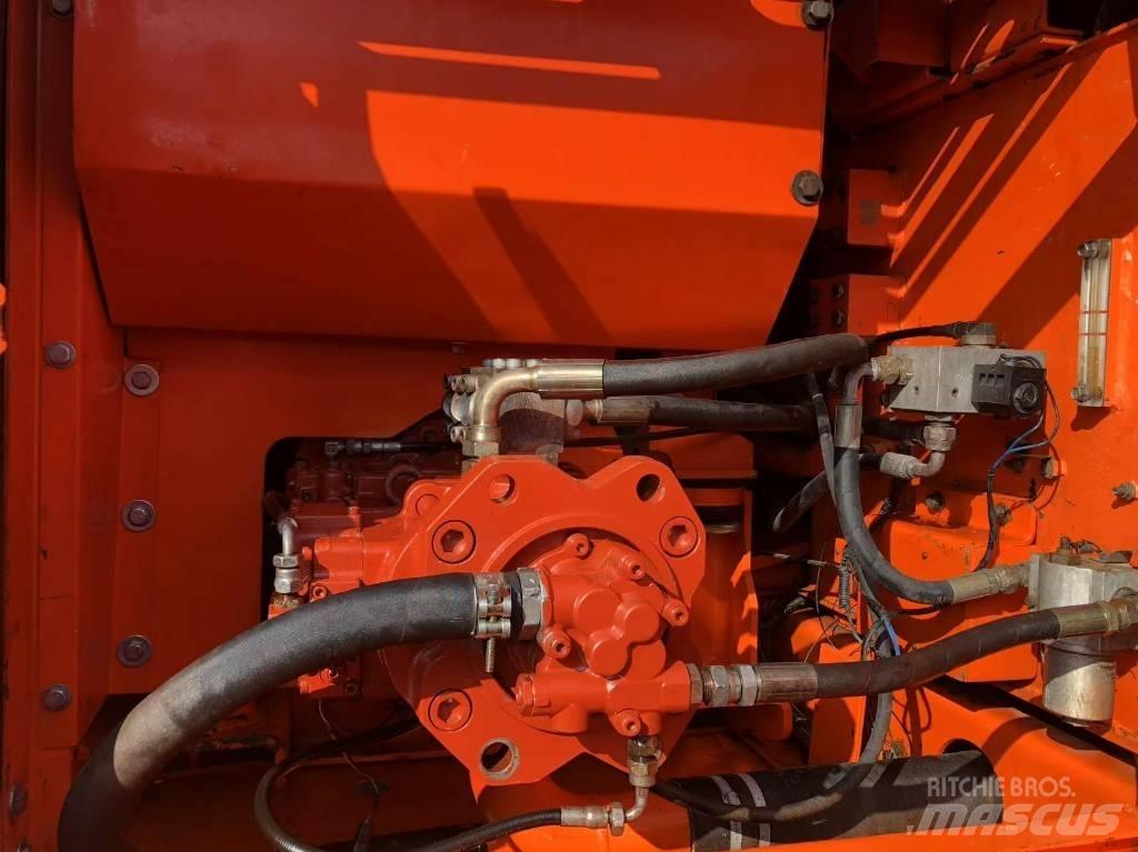 Doosan 220-7 Kāpurķēžu ekskavatori