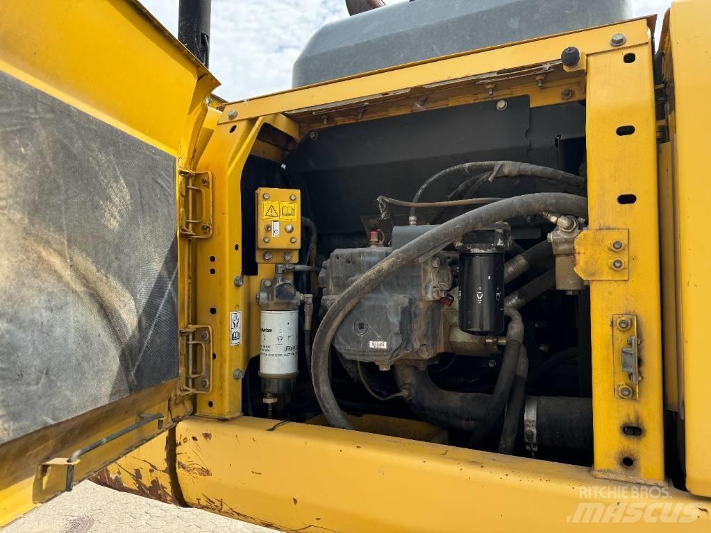 Komatsu PC 290 LC-8 Kāpurķēžu ekskavatori