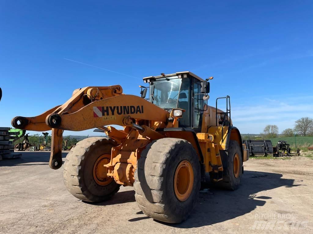 Hyundai HL 975 Iekrāvēji uz riteņiem