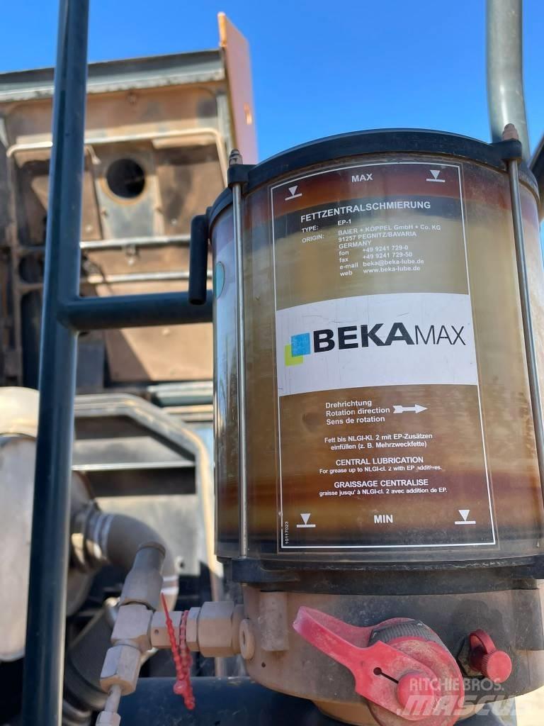 Hyundai HL 975 Iekrāvēji uz riteņiem