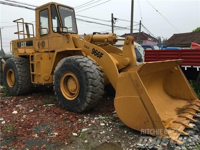 CAT 966 F Iekrāvēji uz riteņiem