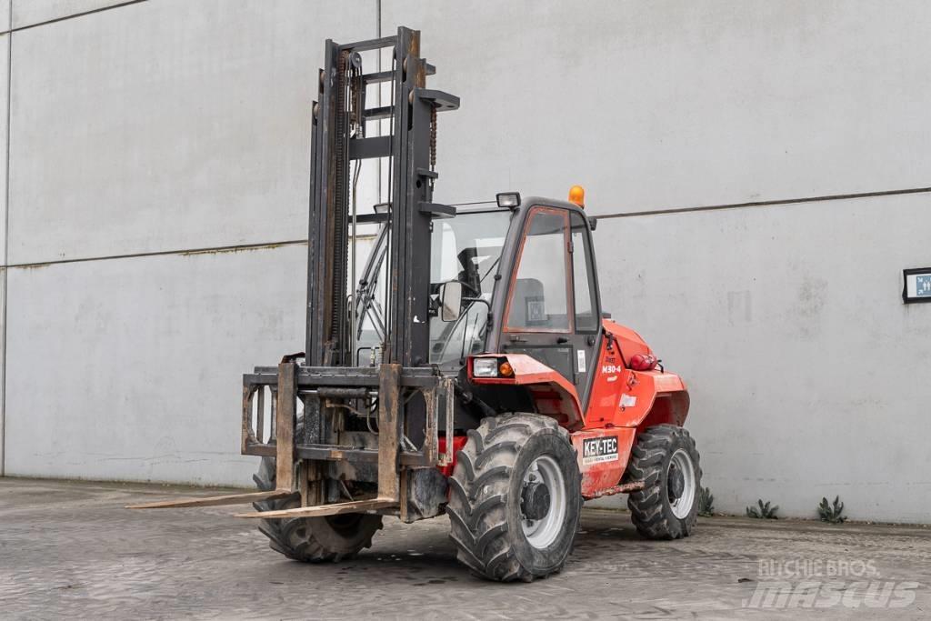Manitou M 30-4 Tehnika ar dīzeļa dzinēju