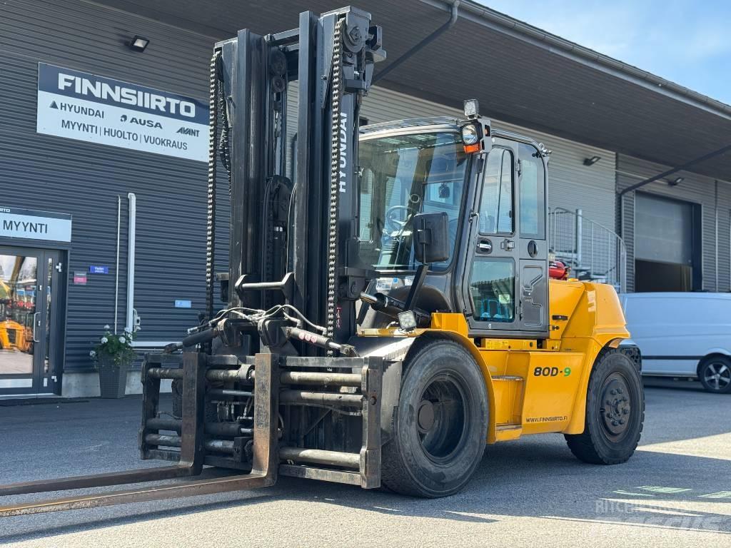 Hyundai 80D-9 Tehnika ar dīzeļa dzinēju