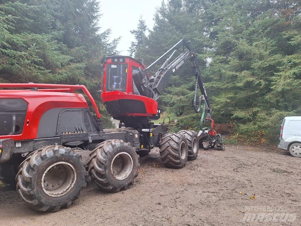 Komatsu 901 XC Harvesteri