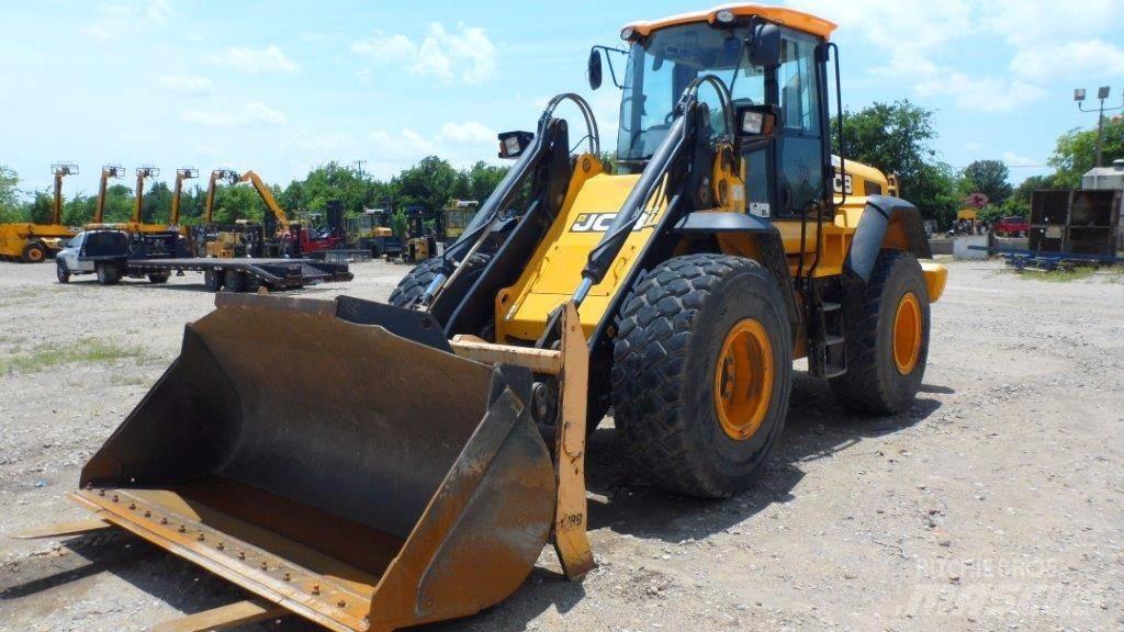 JCB 436 E HT Iekrāvēji uz riteņiem