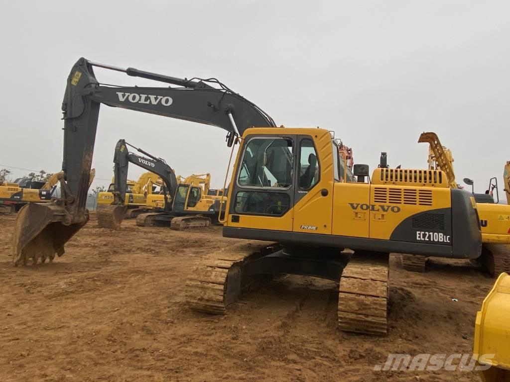Volvo EC210B Kāpurķēžu ekskavatori
