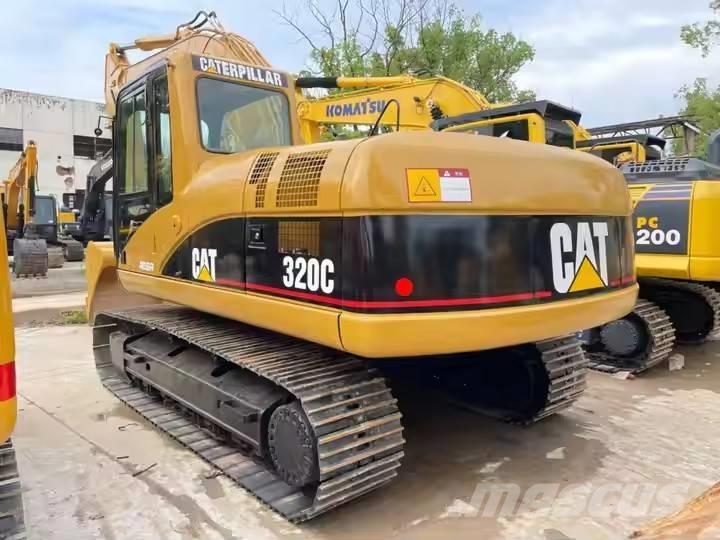 CAT 320 C Kāpurķēžu ekskavatori