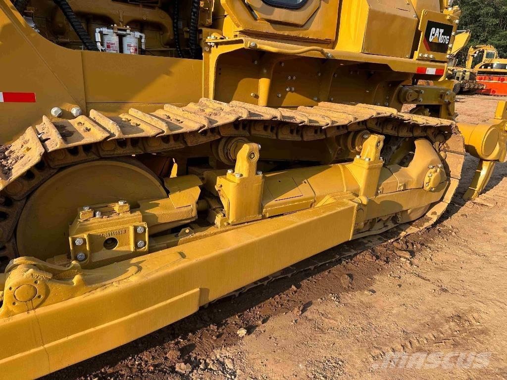 CAT D 7 G Kāpurķēžu buldozeri