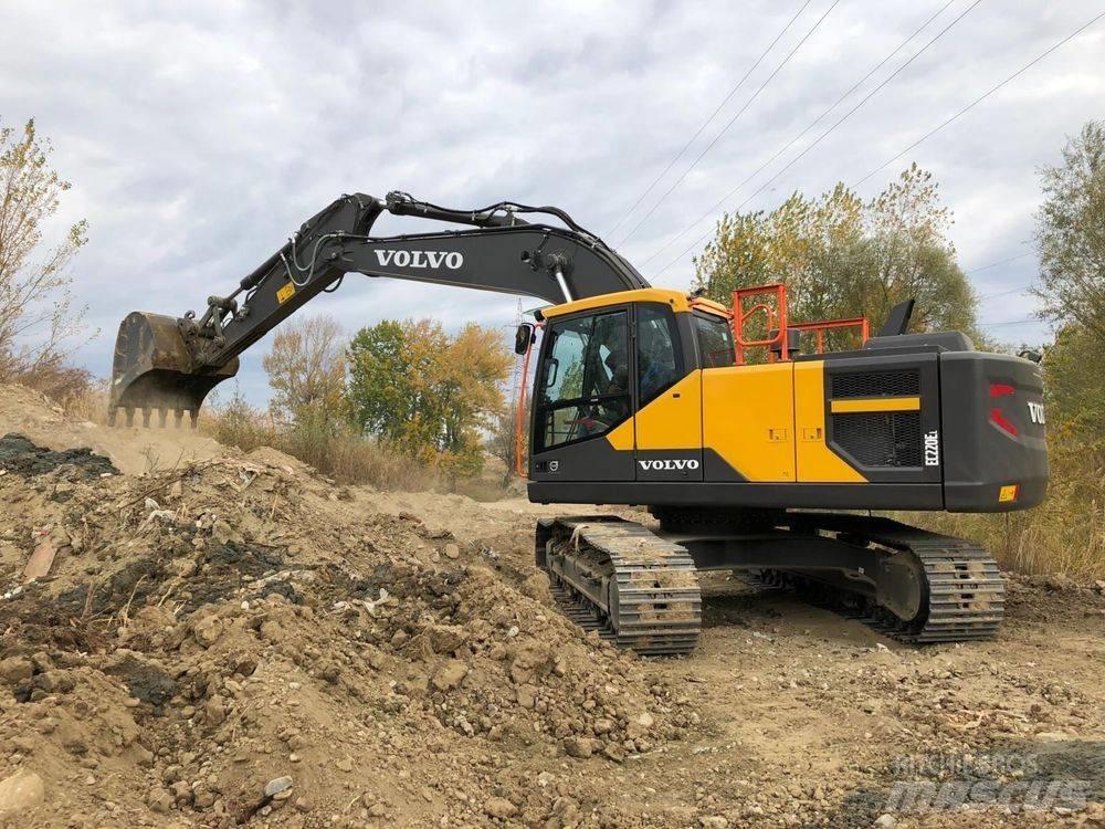Volvo EC220 EL Kāpurķēžu ekskavatori