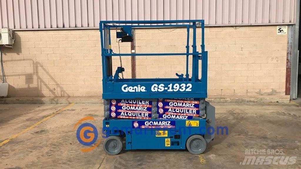 Genie GS 1932 Šķerveida pacēlāji
