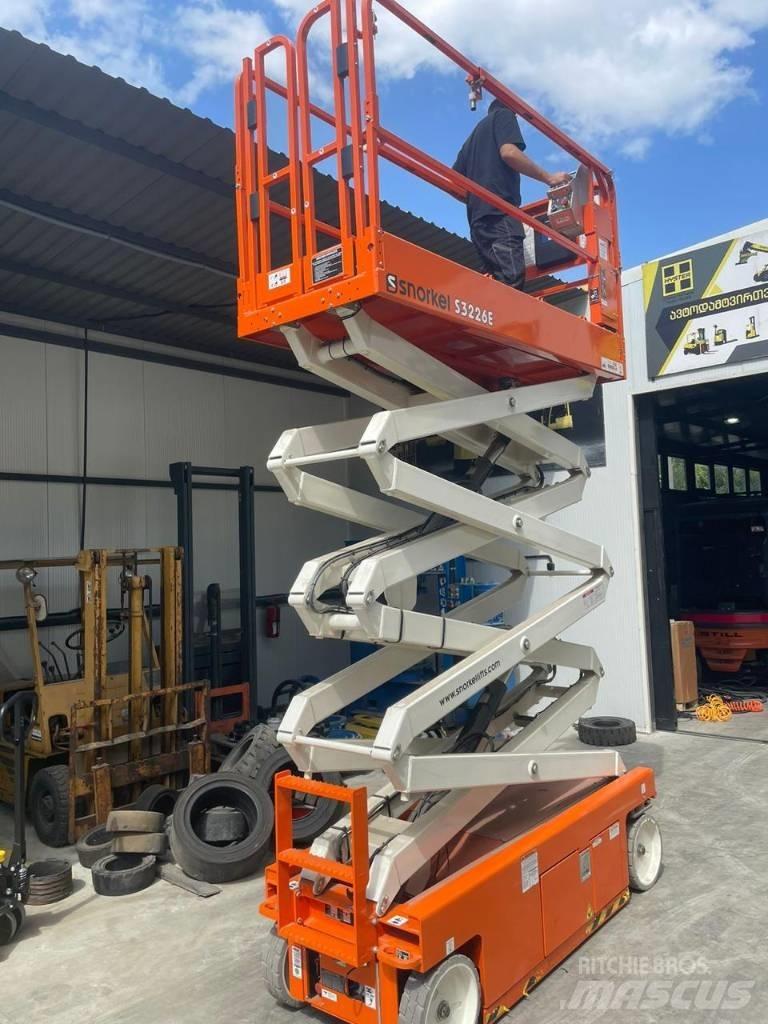 Snorkel S 3246 E Šķerveida pacēlāji