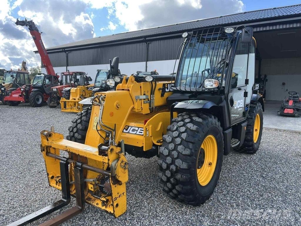JCB 535-95 Teleskopiskie manipulatori