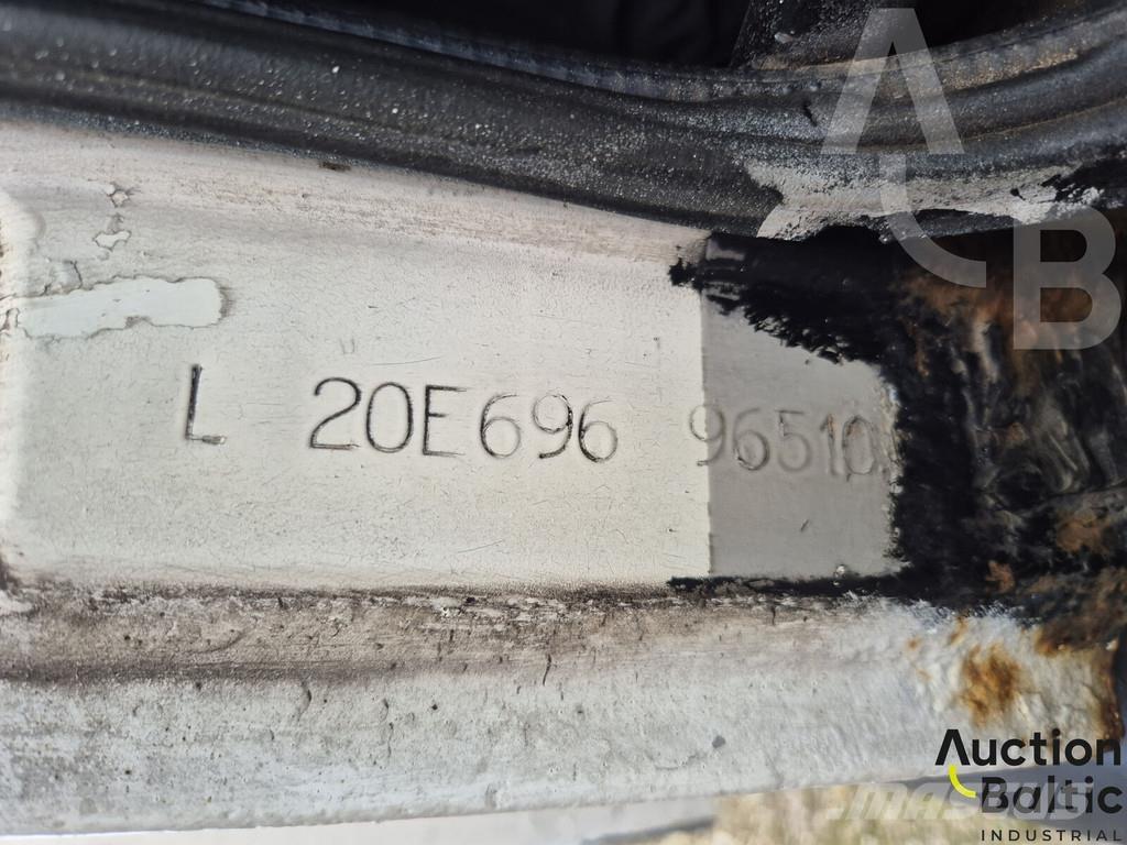 MAN 8.153 Platformas/izkraušana no sāniem