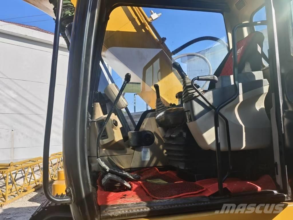 CAT 320 Kāpurķēžu ekskavatori