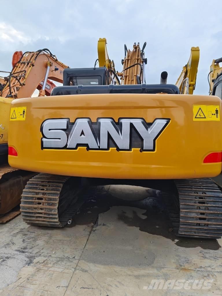 Sany SY 215 C Kāpurķēžu ekskavatori