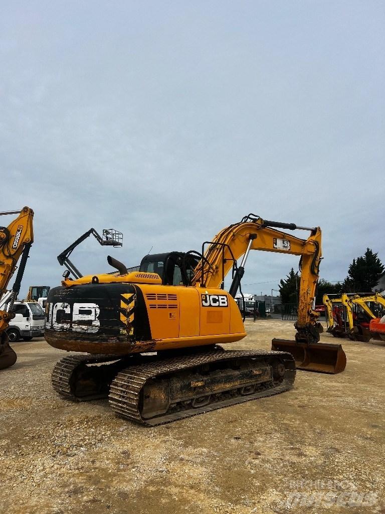 JCB JS 220 N LC Kāpurķēžu ekskavatori
