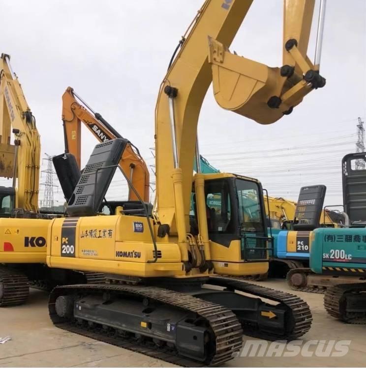 Komatsu pc200-7 Kāpurķēžu ekskavatori