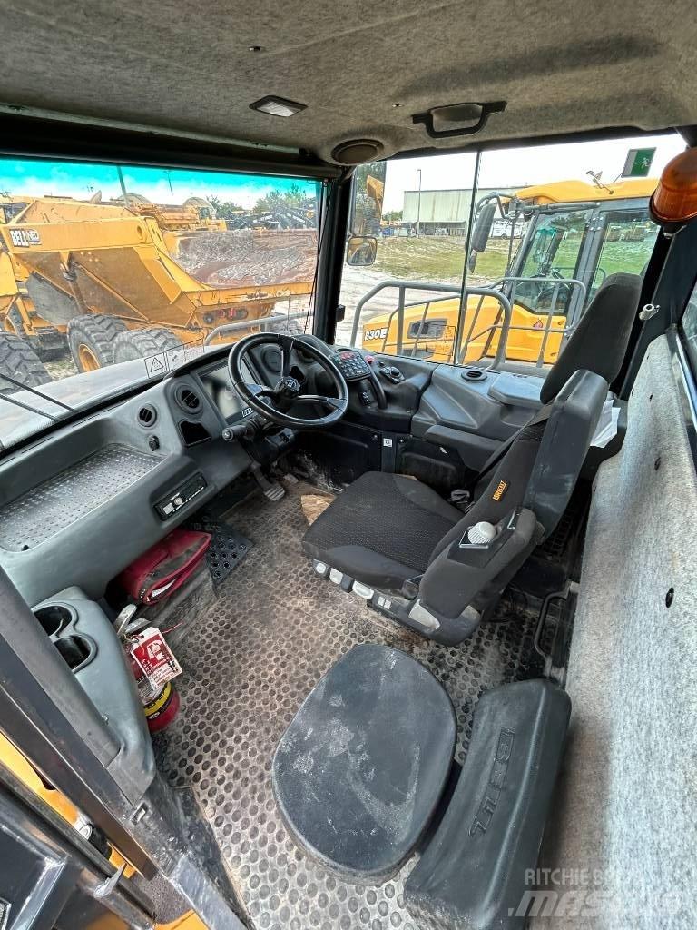 Bell B30E Artikulētie pašizgāzēji