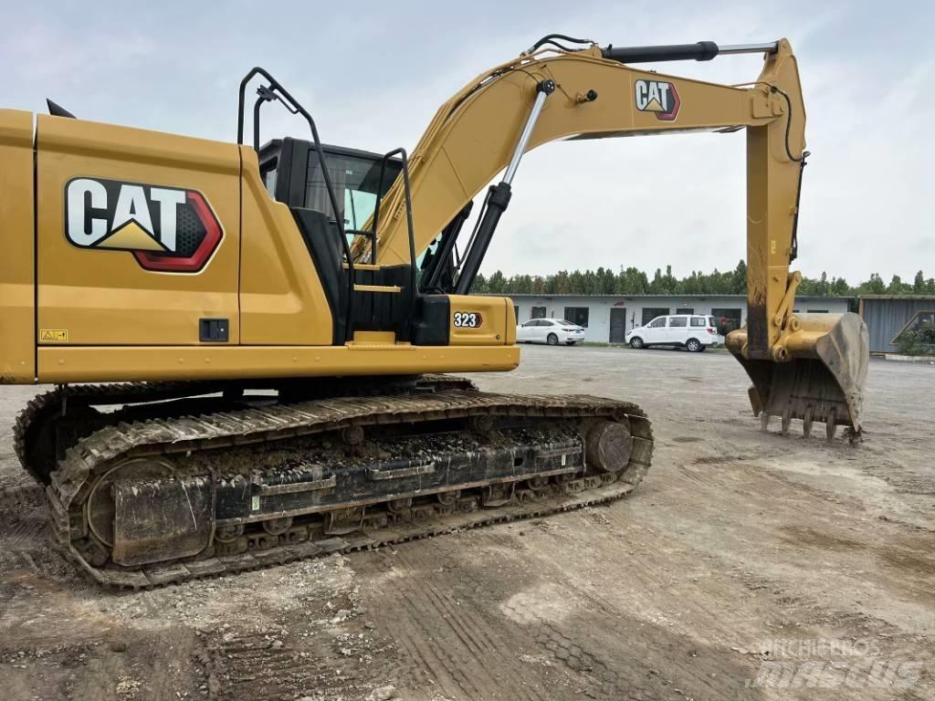 CAT 323 GC Kāpurķēžu ekskavatori