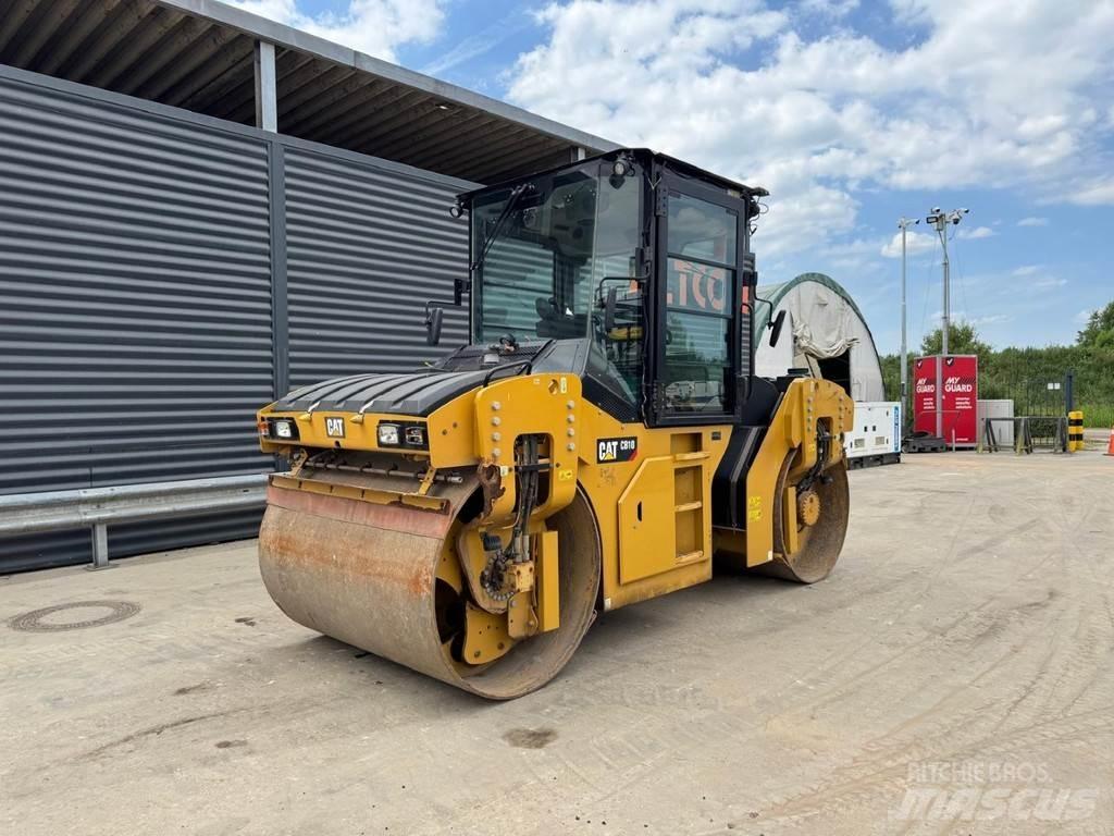 CAT CB10 Divvalču grunts veltņi