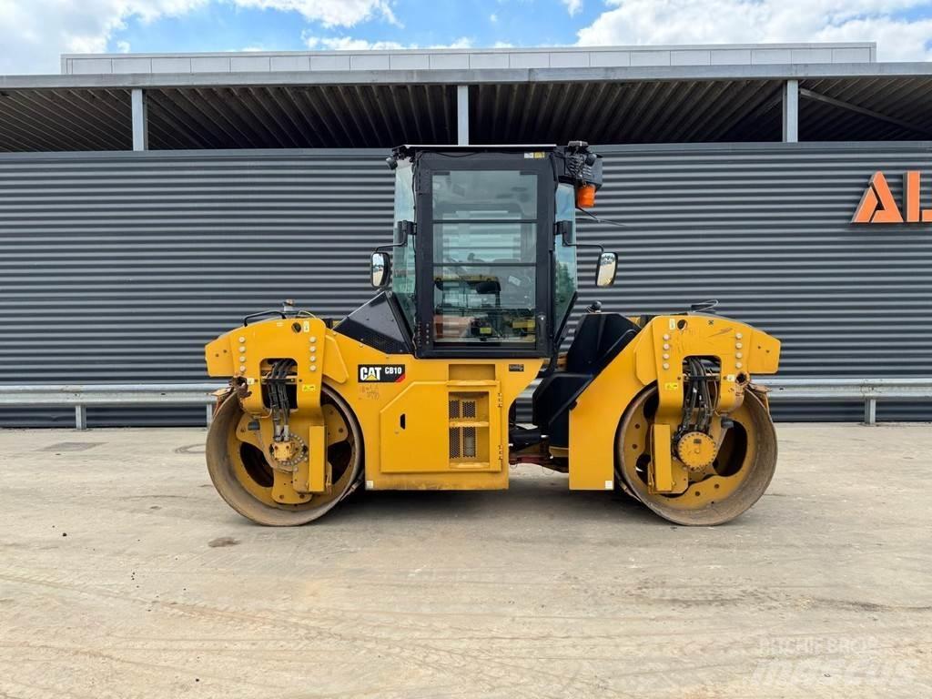 CAT CB10 Divvalču grunts veltņi