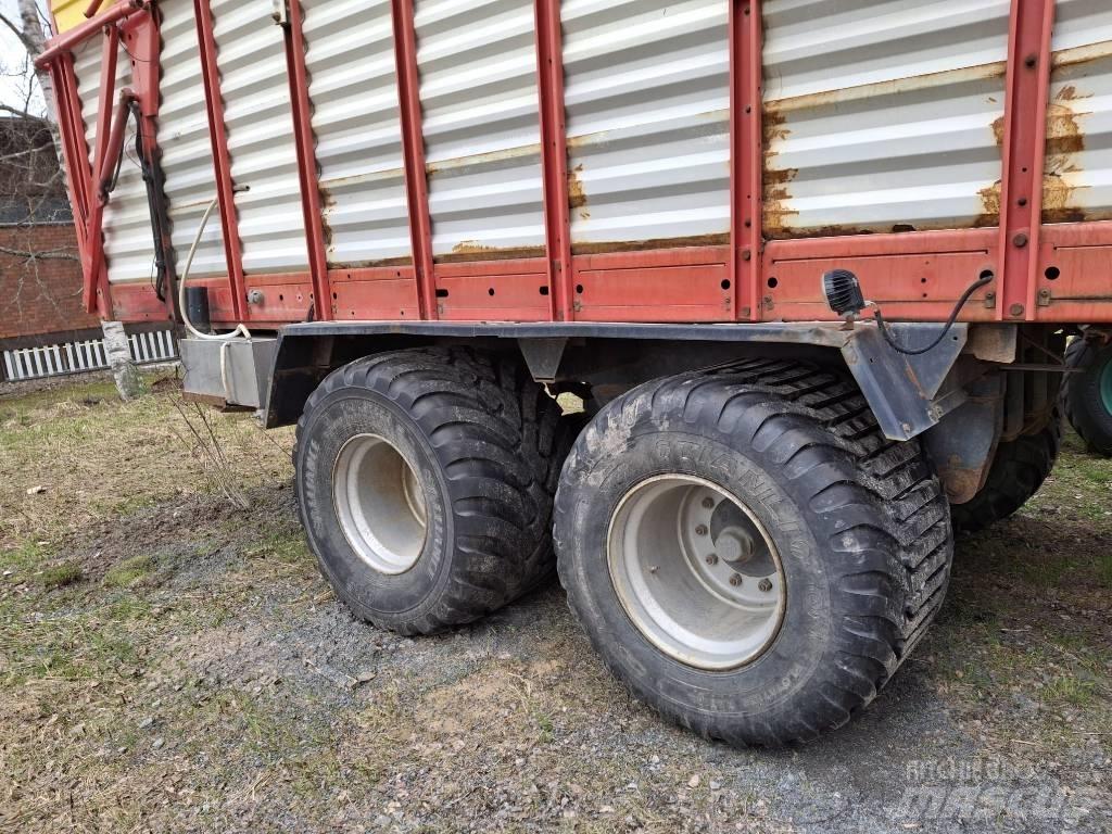 Pöttinger Jumbo 6600 Savācējpiekabes