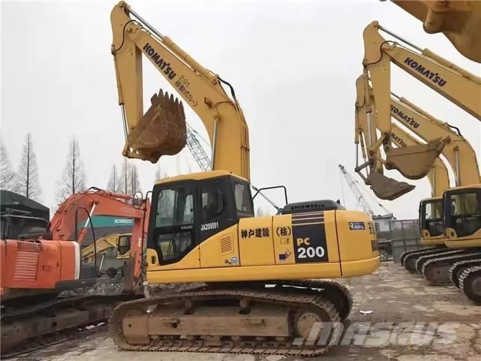 Komatsu PC 200-7 Kāpurķēžu ekskavatori