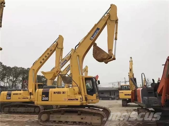 Komatsu PC 200-7 Kāpurķēžu ekskavatori