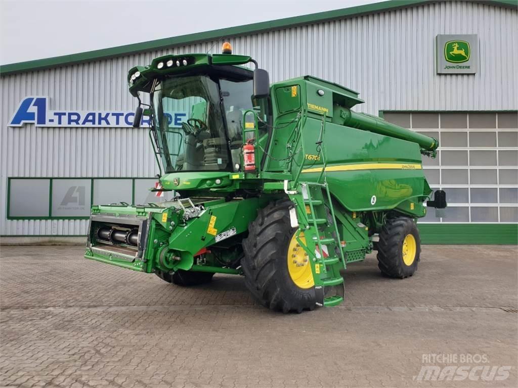 John Deere T670 Ražas novākšanas kombaini