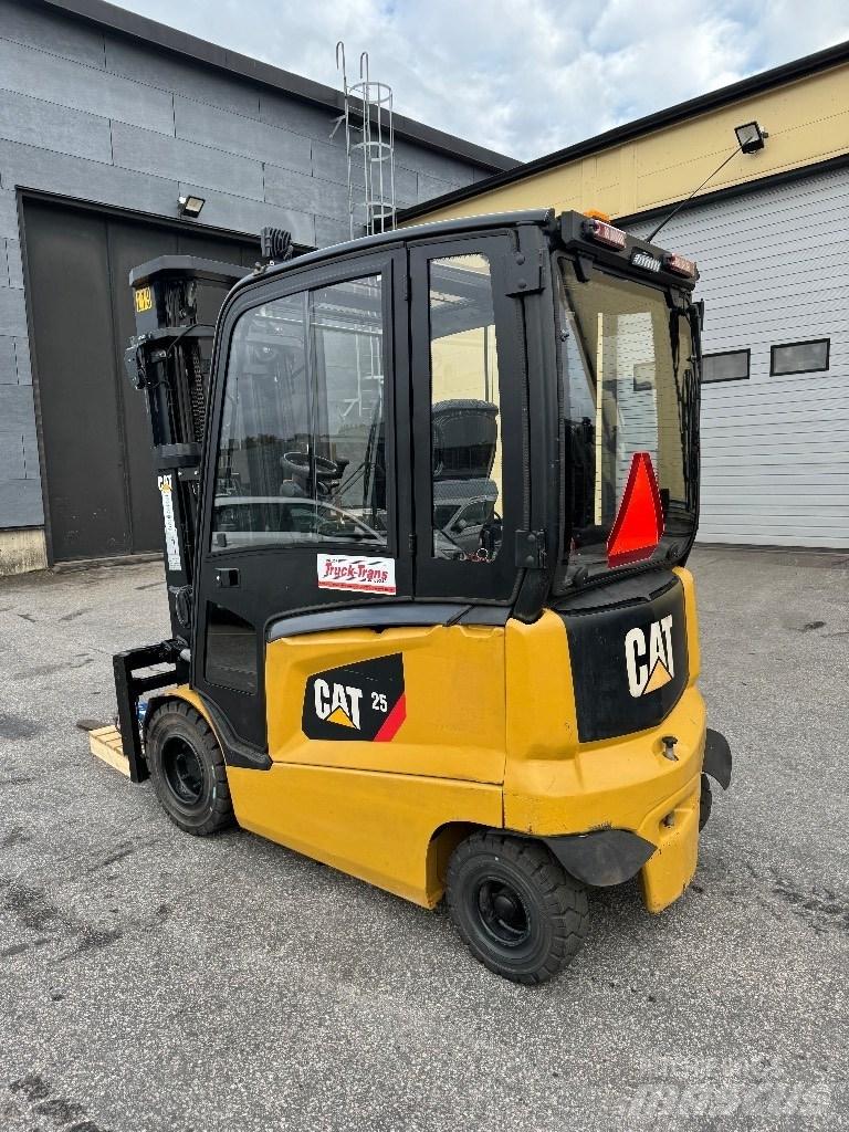 CAT EP25CN Elektriskie iekrāvēji