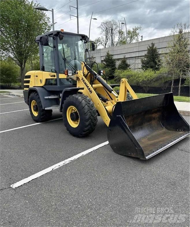 Yanmar V8 Iekrāvēji uz riteņiem