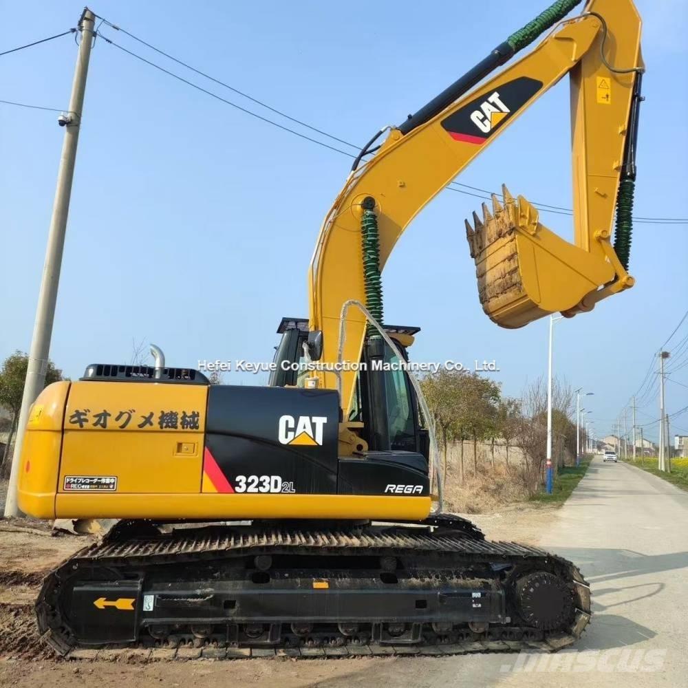 CAT 323gc Kāpurķēžu ekskavatori