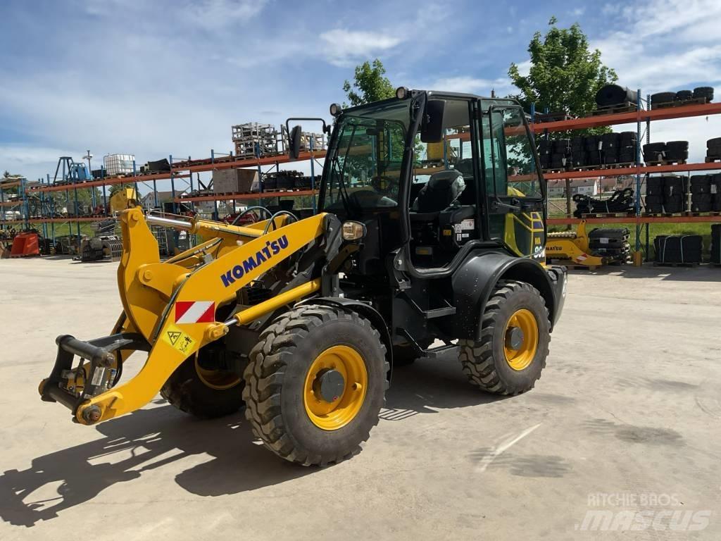 Komatsu WA80M-8 Iekrāvēji uz riteņiem