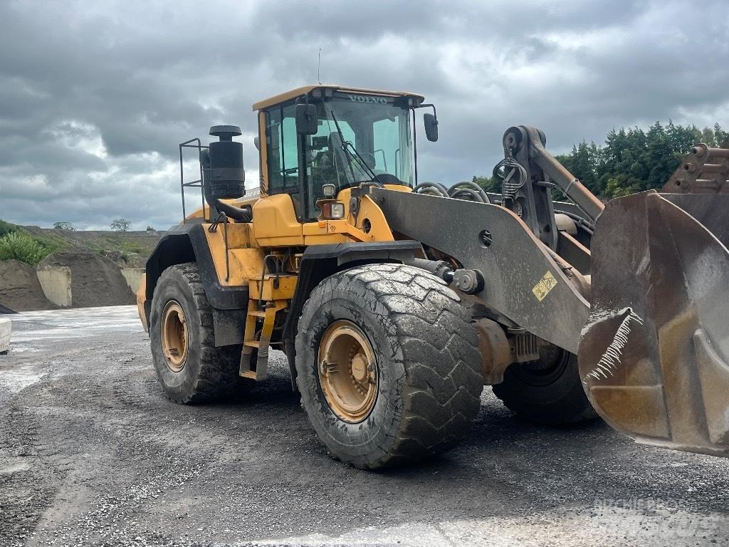 Volvo L 220 G Iekrāvēji uz riteņiem