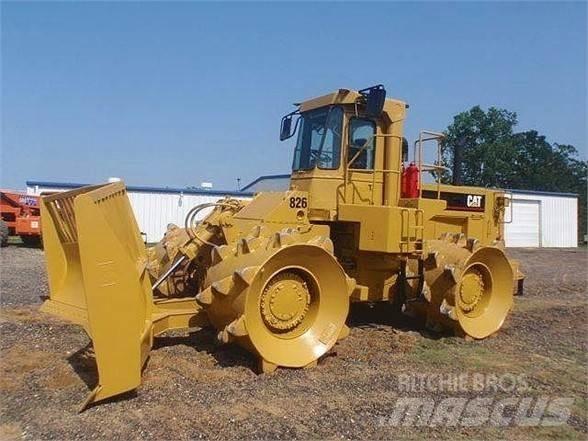 CAT 826C Atkritumu preses
