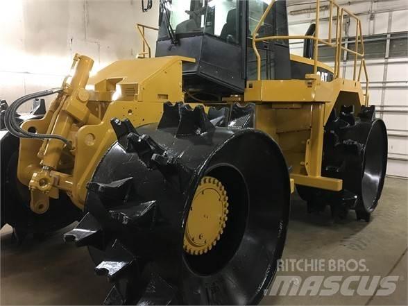 CAT 826G Atkritumu preses