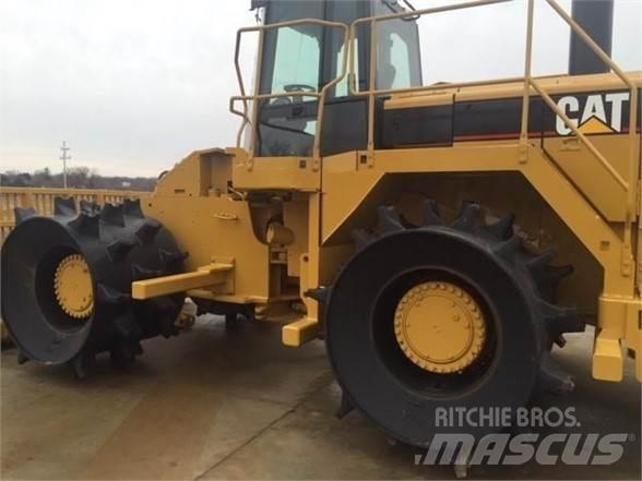 CAT 826G II Atkritumu preses