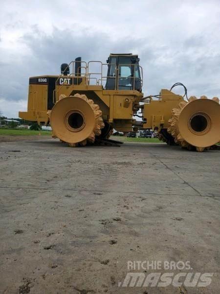 CAT 836G Atkritumu preses