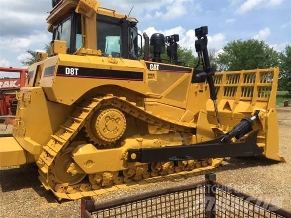 CAT D8T Kāpurķēžu buldozeri