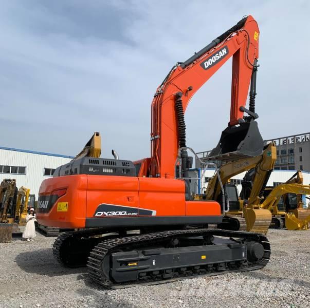 Doosan 300LC-9C Kāpurķēžu ekskavatori