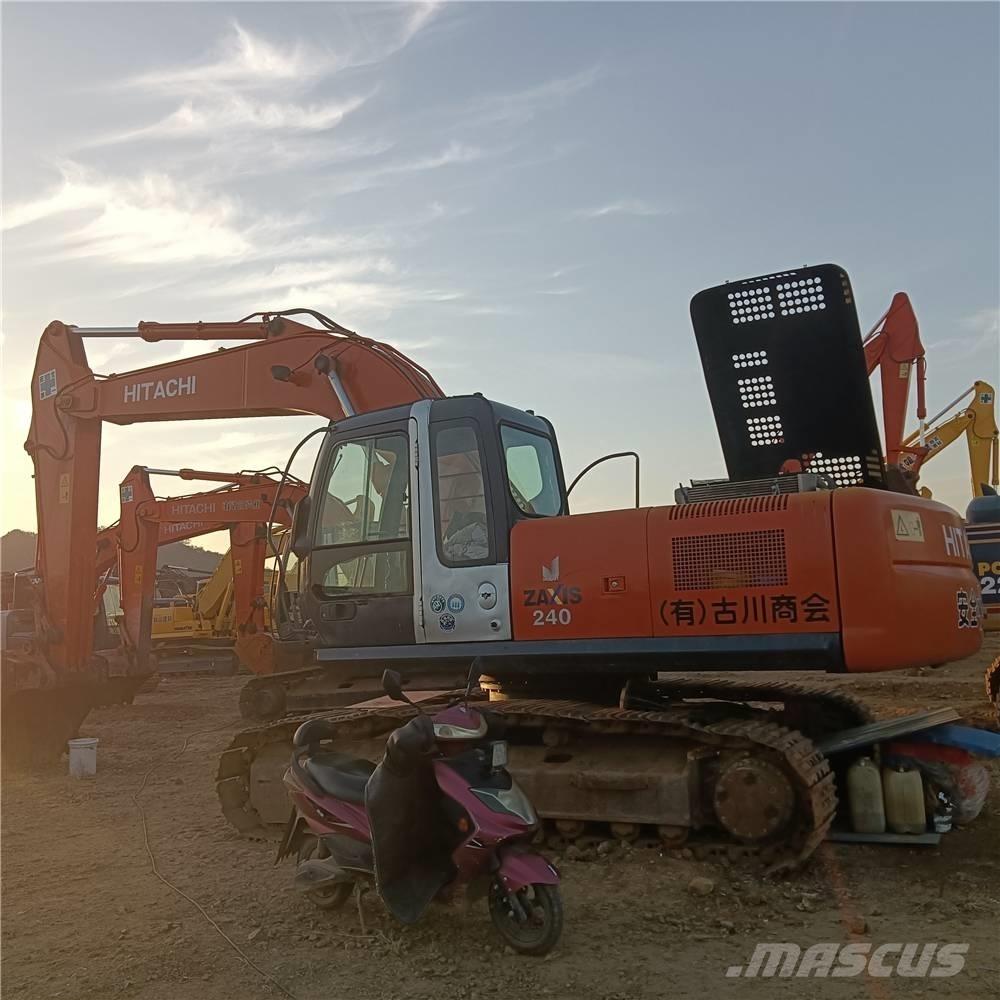 Hitachi ZX240 Kāpurķēžu ekskavatori