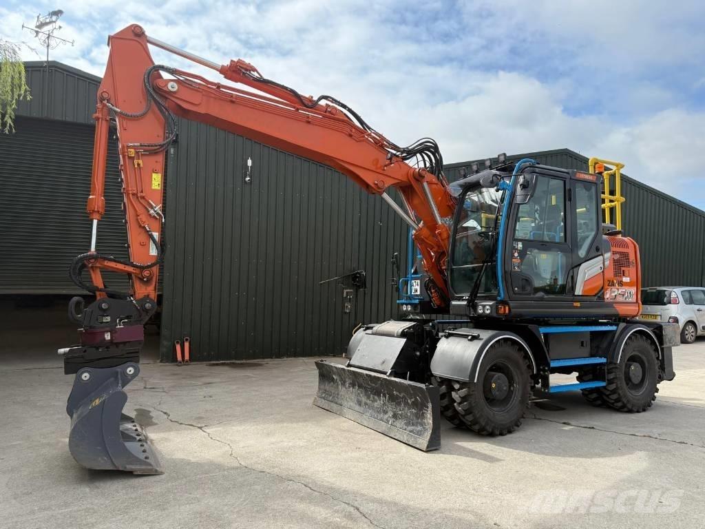 Hitachi ZX 135 W-7 Ekskavatori uz riteņiem